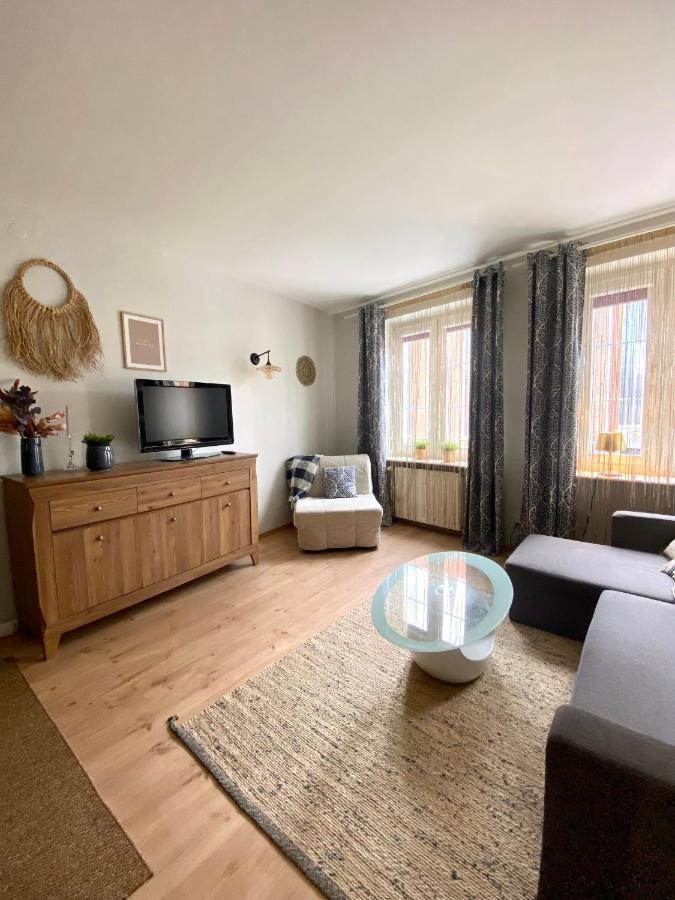 Starogdański 4 *